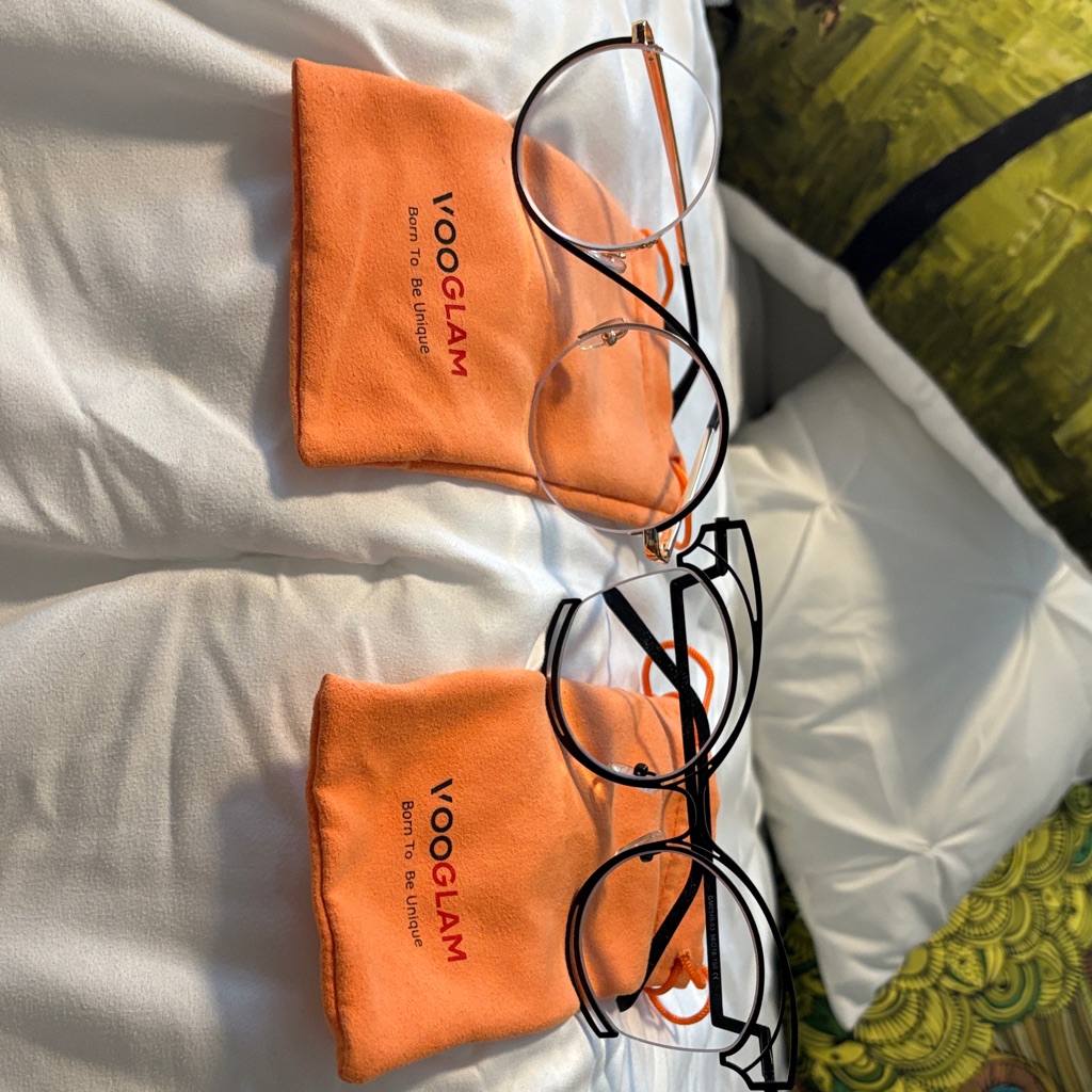 2 Pair Vooglam Readers. 1.50 Strength.